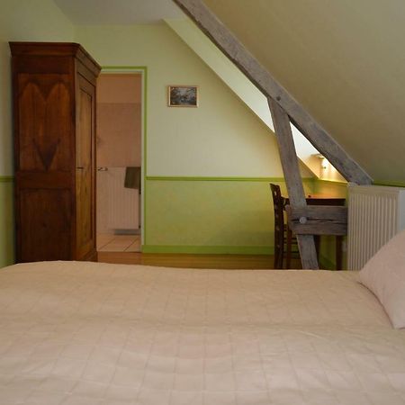 La Roche Bed & Breakfast Saint-Etienne-en-Cogles Exterior photo